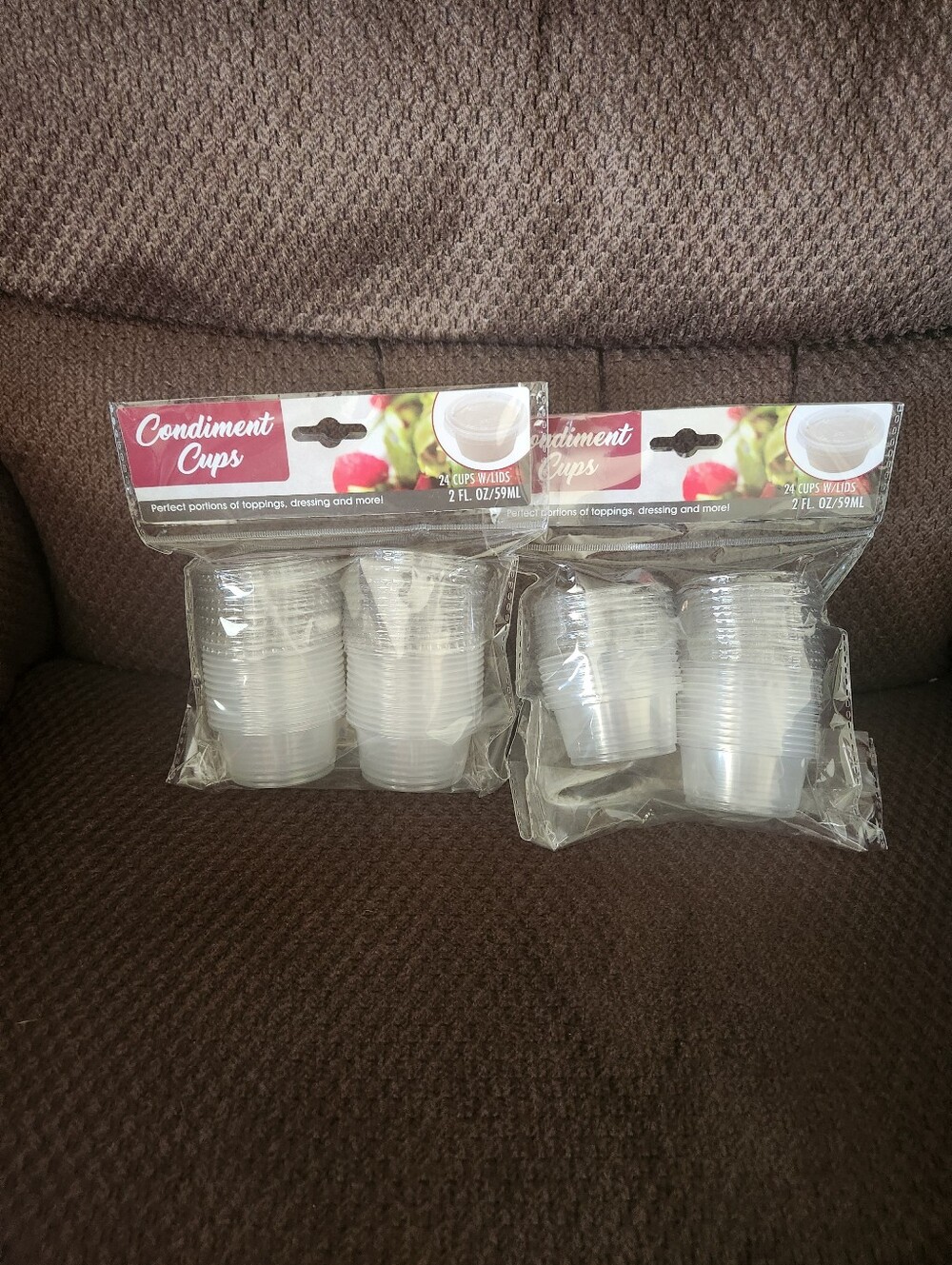 🎉 NWT: 48ct Condiment Cups